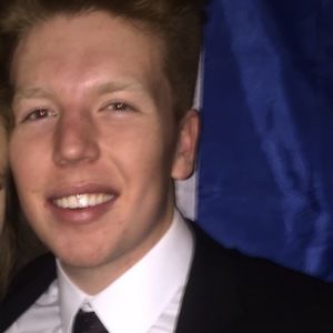 Meet your Posher, Chase